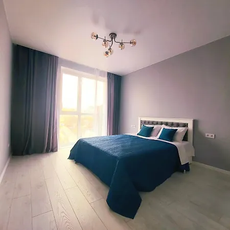 новобудова з терасою зелена 263 * Lviv